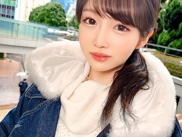 超小顔美少女がホテルでイチャラブハメまくりセックスデート♡カメラ目線で喘ぎまくり悶えイク♡