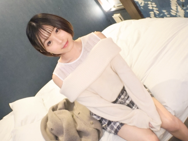 【素人×初撮り】小柄な色白美少女がチンポ求めてAV出演‼男優のフル勃起チンポ激ハメされてｲｸｲｸ言いながら大絶頂♥︎