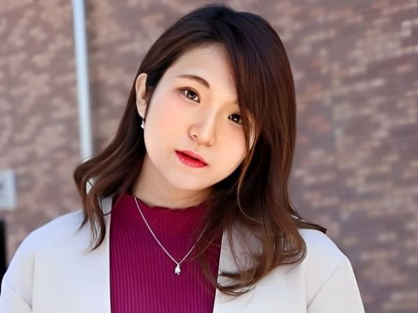 【欲求不満な人妻の誘惑】 旦那に内緒の秘密の情事！ 旦那以外のチ○ポでイキまくる人妻の淫らな姿♡