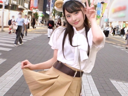 【ロリ顔のギャップ】『こんなに生えてるなんて…』童顔美少女の剛毛マ●コがスゴい！ジャングルみたいなアソコをグチョグチョに濡らして、肉棒でイキまくるエロ娘！