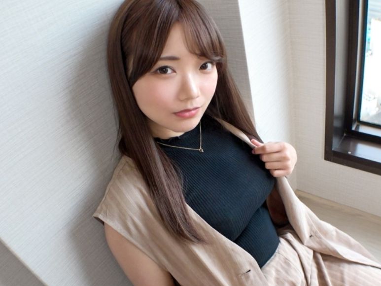 【仕事帰りの事務員さん】『ダメ、恥ずかしい…』美人OLのムレたオマ○コが丸見え！手マンでビチャビチャ大洪水！仕事のストレスをエロで発散、大興奮のびしょ濡れプレイ！ｗ