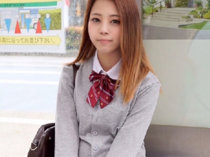 【制服ギャルの敏感おマンコ】『ヤバい…気持ち良すぎ！』貧乳ギャルが制服姿で大胆に！ワレメを紅潮させ、トロトロマンコを刺激されまくり！快感に悶える姿がエロすぎる！♡
