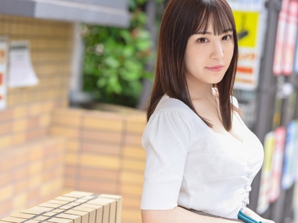 【萌々ちゃんと夢の同棲生活】 激カワ美少女とイチャラブSEX! 素人男子の願望を叶える神エロ動画♡