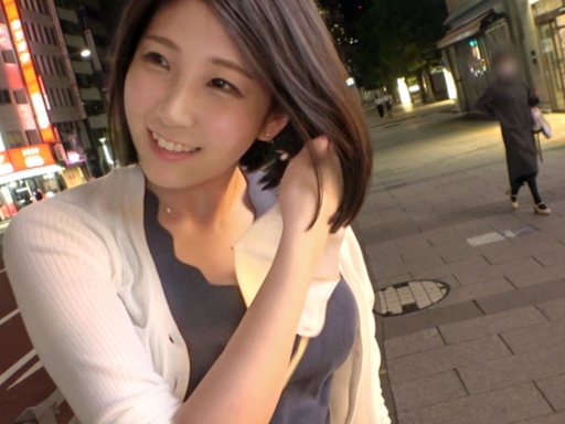 【巨乳OLの秘密】『仕事中なのに…』上品なキャリアウーマンがナンパされ、巨乳を露わに！ビンビンのチンコに興奮しちゃって、オフィスでエッチな大冒険♡