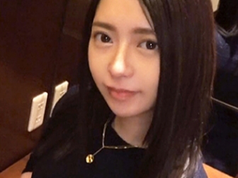 【美乳ロングヘアー美女】めちゃカワ美少女のカラダを好き放題イジり倒し！ねっとり濃厚な騎乗位で感じまくり、エッチな声で喘ぐ姿がたまらない♡