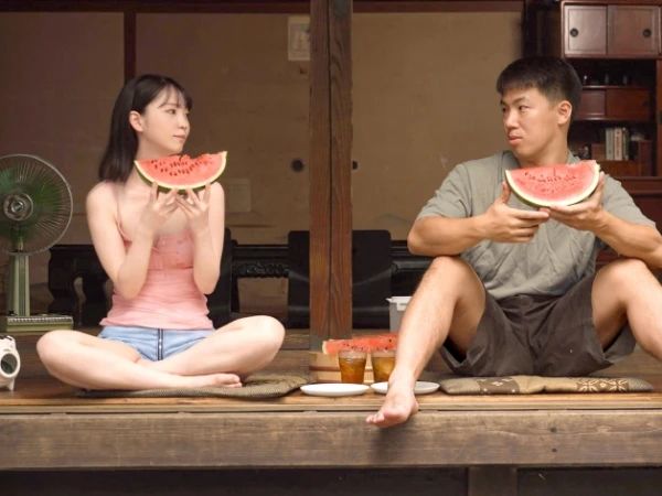 【幼馴染の裏切り】『やだ…でも気持ちいい…』大好きな彼女がオッサンに拘束され、電マで敏感なカラダを責められ、イラマチオで喉奥を犯される！恋人の目の前で快楽に堕ちていく姿がエロすぎる！