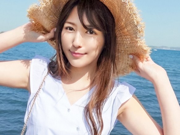 【めちゃカワ女子と小旅行】アツい夜を過ごすエチエチな絡み!濃厚なセックスでアソコを激しく突かれ、本気で感じる姿がたまらない♡