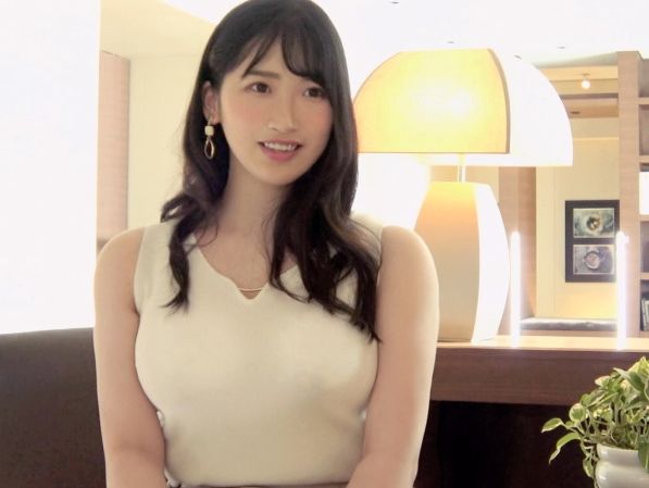 【爆乳素人】『気持ち良すぎる…』むっちりボディの豊満美女がAV初挑戦！欲求不満をぶつけるようにチンポを求め、快楽の虜になって乱れまくる！♡