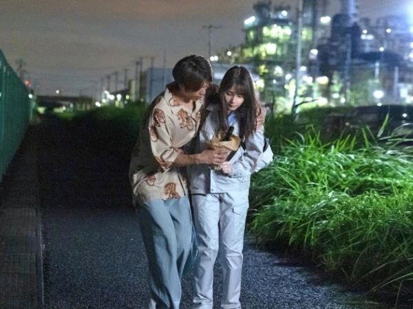 【同棲中の理系女子の過ち】『ダメ…でも気持ちいい…』真面目な工場勤務女子が、偶然出会った男を介抱するため家に招き入れ、禁断の情事に堕ちる！理性と肉体の狭間で悶える姿がエロすぎる！♡