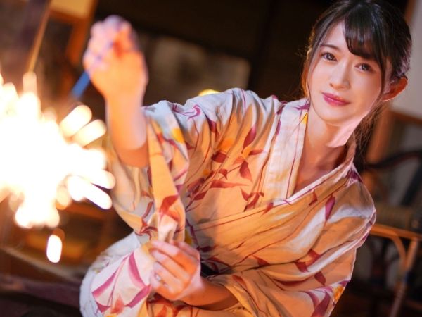 【美熟女ナンパ】『【人妻ナンパ】美尻セレブ妻、32歳とは思えない若さ！子持ちとは思えないセクシーTバック姿で、夫以外の男にオマンコを激しく突かれちゃう！禁断の快楽に溺れる人妻の淫らな姿は必見！♡ダメ…夫に悪いから…』30代とは思えない美ボディ人妻が禁断の浮気セックス！Tバックから覗く美尻がエロすぎる！