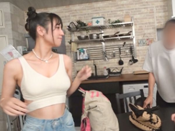【彼氏NTR】『やだ…彼氏がいるのに…』スレンダー美女が目の前で他人棒に夢中！彼氏の横で感じまくり、裏切りイキする浮気現場を激撮♡